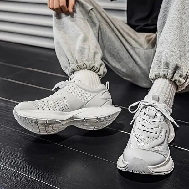 ALVERTON LEATHER TRAINERS